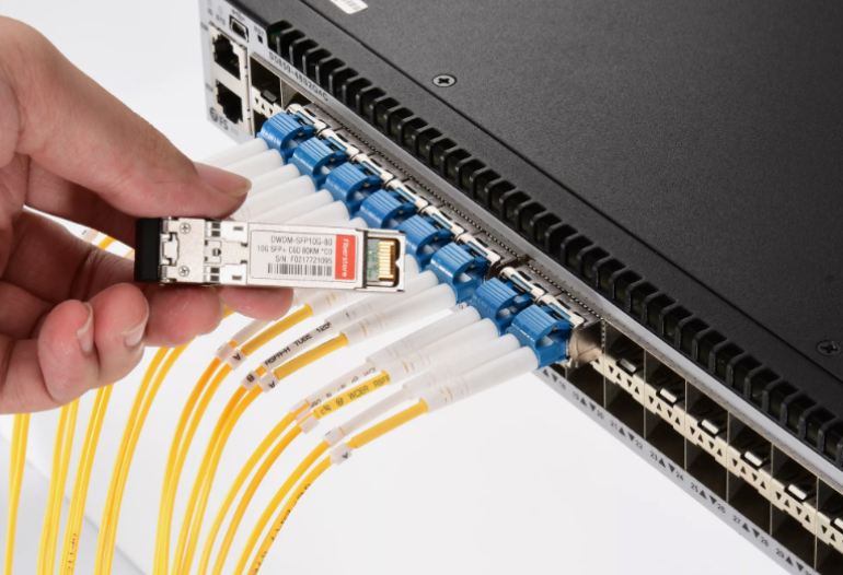 Řešení vysokorychlostních signálních kabelů QSFP